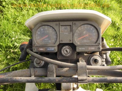 Kawasaki_KLR_250_D_KL250D_weiss-blau_Einzylinder-Enduro_ohne_Motor_-_wie_KL600_KL650_KLR600_KLR650_A_B_C_Tengai_25.jpg