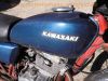 Kawasaki_KZ200A_Z200A_blau-rot_rostig_Einzylinder_Oldtimer_Gepaecktraeger_Papiere_10.jpg