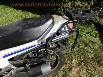 Yamaha_XJ600_51J_grau-weiss_GIVI_Koffertraeger_Originalzustand_-_wie_3KN_3KM_22.jpg