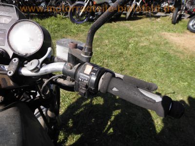 Suzuki_GSX400F_Katana_GS40XF_4-Zylinder_gruen_BSM_4-1_Auspuff_zurueckverlegte_Fussrasten-Anlage_22.jpg