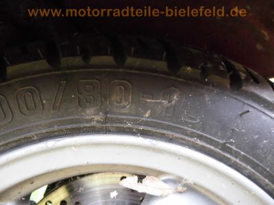 Piaggio_Sfera_125_Four-Stroke_4T_Roller_Scooter_rot_-_Technik_wie_Vespa_ET4_RST_RSL_SKR_50_125_32.jpg