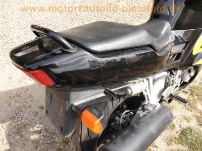 Honda_CBR600F_PC25_schwarz-gelb_Scott-Oiler_TRW-Lenker_-_wie_PC23_PC31_54.jpg