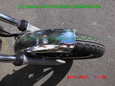 Honda_CM400T_NC01_Oldtimer_Chopper_british_racing_green_US-Modell_kurzer_Heckfender_und_Frontfender_offener_43PS_Motor_original_Haltebuegel_neuer_JAMA-Auspuff_e13-33.jpg