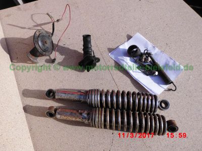 Yamaha_RD250_Typ_352_gelb_Cup-Racer_Cafe-Racer_Alu-Tank_Vollverkleidung_Hoeckersitzbank_-_Teile_Ersatzteile_spare-parts_wie_DS7_1A2_R5_RX350_RD350_Typ_351_1A1_1A3-111.jpg
