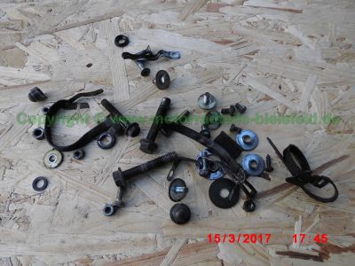 Suzuki_GSX750E_GS75X_Moto_Italia_Vollverkleidung_Thor_Tommaselli_Stummel-Lenker_257_–_Teile_Ersatzteile_spare-parts_wie_GSX1100E_GS110X-231.jpg