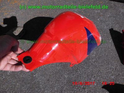 Honda_CBR125R_JC34_rot_Sturz_-_plus_Teile_Ersatzteile_parts_spares_spare-parts_ricambi_repuestos_wie_JC39-147.jpg