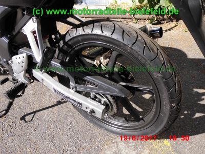 Honda_CBR125R_JC34_rot_Sturz_-_plus_Teile_Ersatzteile_parts_spares_spare-parts_ricambi_repuestos_wie_JC39-262.jpg