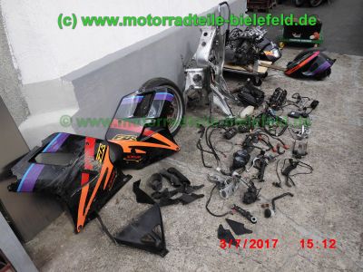 Yamaha_FZR1000_EXUP_1995_3GM_3LE_Teile_Ersatzteile_spare-parts_spares_parts_ricambi_repuestos-1.jpg