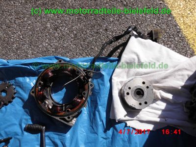 Honda_CB125J_blau_Oldtimer_1978_teilzerlegt_plus_Ersatzteile_Teile_spare-parts_ricambi_repuestos_–_Technik_wie_CB125S_CG125_XL125K_SL125-54.jpg