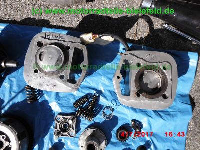 Honda_CB125J_blau_Oldtimer_1978_teilzerlegt_plus_Ersatzteile_Teile_spare-parts_ricambi_repuestos_–_Technik_wie_CB125S_CG125_XL125K_SL125-65.jpg