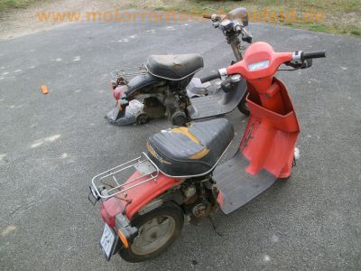 Honda_Melody_Deluxe_MD50_MS_AB07_lila_Roller_Scooter_-_wie_NB50_AERO_NH50_Vision_9.jpg