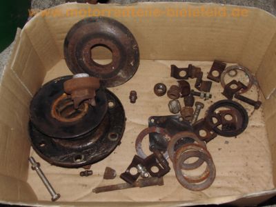 Steyr-Daimler-Puch_Haflinger_703AP_4x4_Allrad-LKW_-_Ersatzteile_Teile_spare-parts_Motor_Vergaser_Dynastarter_Technik_wie_Steyr-Puch_500_650_700AP_Haflinger_116.jpg