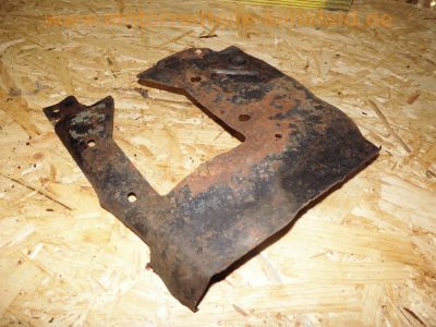 Steyr-Daimler-Puch_Haflinger_703AP_4x4_Allrad-LKW_-_Ersatzteile_Teile_spare-parts_Motor_Vergaser_Dynastarter_Technik_wie_Steyr-Puch_500_650_700AP_Haflinger_153.jpg