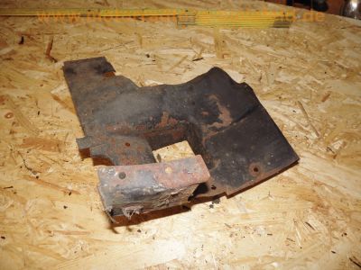 Steyr-Daimler-Puch_Haflinger_703AP_4x4_Allrad-LKW_-_Ersatzteile_Teile_spare-parts_Motor_Vergaser_Dynastarter_Technik_wie_Steyr-Puch_500_650_700AP_Haflinger_169.jpg