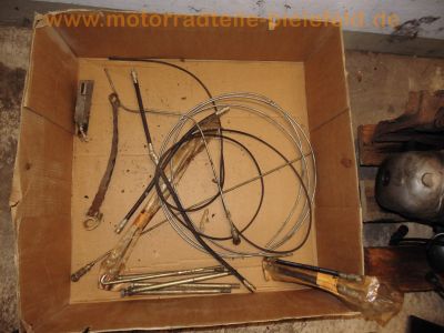 Steyr-Daimler-Puch_Haflinger_703AP_4x4_Allrad-LKW_-_Ersatzteile_Teile_spare-parts_Motor_Vergaser_Dynastarter_Technik_wie_Steyr-Puch_500_650_700AP_Haflinger_181.jpg