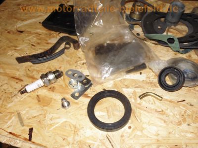 Steyr-Daimler-Puch_Haflinger_703AP_4x4_Allrad-LKW_-_Ersatzteile_Teile_spare-parts_Motor_Vergaser_Dynastarter_Technik_wie_Steyr-Puch_500_650_700AP_Haflinger_243.jpg