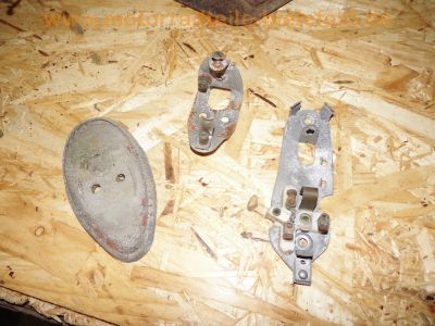 Steyr-Daimler-Puch_Haflinger_703AP_4x4_Allrad-LKW_-_Ersatzteile_Teile_spare-parts_Motor_Vergaser_Dynastarter_Technik_wie_Steyr-Puch_500_650_700AP_Haflinger_264.jpg