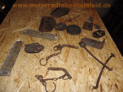Steyr-Daimler-Puch_Haflinger_703AP_4x4_Allrad-LKW_-_Ersatzteile_Teile_spare-parts_Motor_Vergaser_Dynastarter_Technik_wie_Steyr-Puch_500_650_700AP_Haflinger_267.jpg