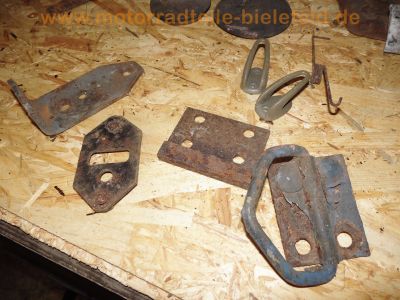 Steyr-Daimler-Puch_Haflinger_703AP_4x4_Allrad-LKW_-_Ersatzteile_Teile_spare-parts_Motor_Vergaser_Dynastarter_Technik_wie_Steyr-Puch_500_650_700AP_Haflinger_277.jpg