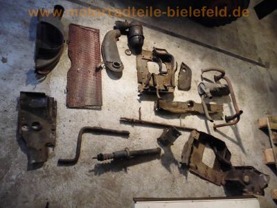 Steyr-Daimler-Puch_Haflinger_703AP_4x4_Allrad-LKW_-_Ersatzteile_Teile_spare-parts_Motor_Vergaser_Dynastarter_Technik_wie_Steyr-Puch_500_650_700AP_Haflinger_294.jpg