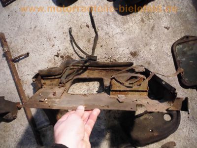 Steyr-Daimler-Puch_Haflinger_703AP_4x4_Allrad-LKW_-_Ersatzteile_Teile_spare-parts_Motor_Vergaser_Dynastarter_Technik_wie_Steyr-Puch_500_650_700AP_Haflinger_306.jpg