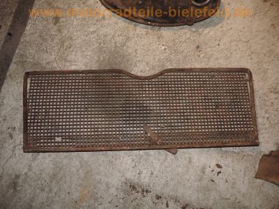 Steyr-Daimler-Puch_Haflinger_703AP_4x4_Allrad-LKW_-_Ersatzteile_Teile_spare-parts_Motor_Vergaser_Dynastarter_Technik_wie_Steyr-Puch_500_650_700AP_Haflinger_321.jpg