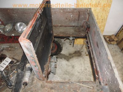 Steyr-Daimler-Puch_Haflinger_703AP_4x4_Allrad-LKW_-_Ersatzteile_Teile_spare-parts_Motor_Vergaser_Dynastarter_Technik_wie_Steyr-Puch_500_650_700AP_Haflinger_373.jpg