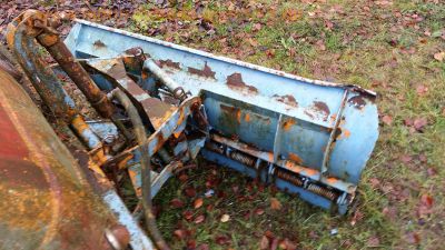 Steyr-Daimler-Puch_Haflinger_703AP_2to_zGG_Winterdienst_Raeumfahrzeug_Streufahrzeug_mit_Schneeschild_Salzstreuer_-_Motor_Technik_wie_700AP_Ersatzteile_Teile_spare-parts_21.jpg