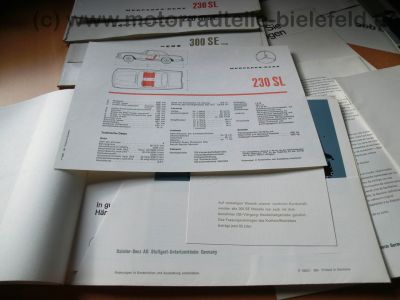 Mercedes-Benz_Werbe-_Verkaufs-Prospekt_Info-Broschuere_Katalog_Brochure_Catalog_Catalogue_Flyer_Folder_Hochglanz-Prospekt_31.jpg