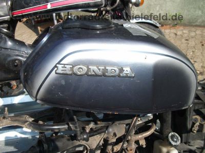 Honda_CX500_CX_500_E_C_500E_500C_PC01_PC06_13.jpg