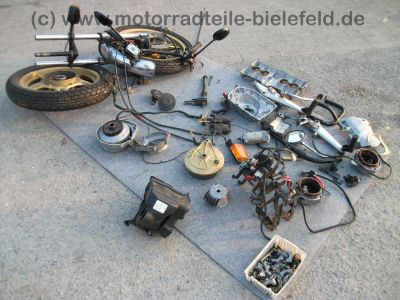 Honda_CB_750_K_KZ_RC01_Restteile_-_wie_CB_650_750_900_F_F2_Boldor_RC03_RC04_RC05_RC06_RC08_SC01_4.jpg