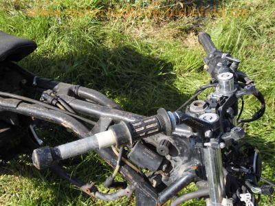 Honda_CB_900_F_Boldor_gelb_SC01_Wrack_für_Ersatzteile_-_Giuliari_Sport-Sitz_35mm_Gabel_Fahrwerk_Bremsen_-_wie_CB_750_F_KZ_RC01_RC04_SC09_36.jpg