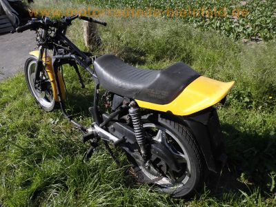 Honda_CB_900_F_Boldor_gelb_SC01_Wrack_für_Ersatzteile_-_Giuliari_Sport-Sitz_35mm_Gabel_Fahrwerk_Bremsen_-_wie_CB_750_F_KZ_RC01_RC04_SC09_4.jpg