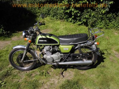 Honda_CB200_Twin_limegreen_Oldtimer_Koni_Sturzbuegel_Gepaecktraeger_-_wie_CB125K_5.jpg
