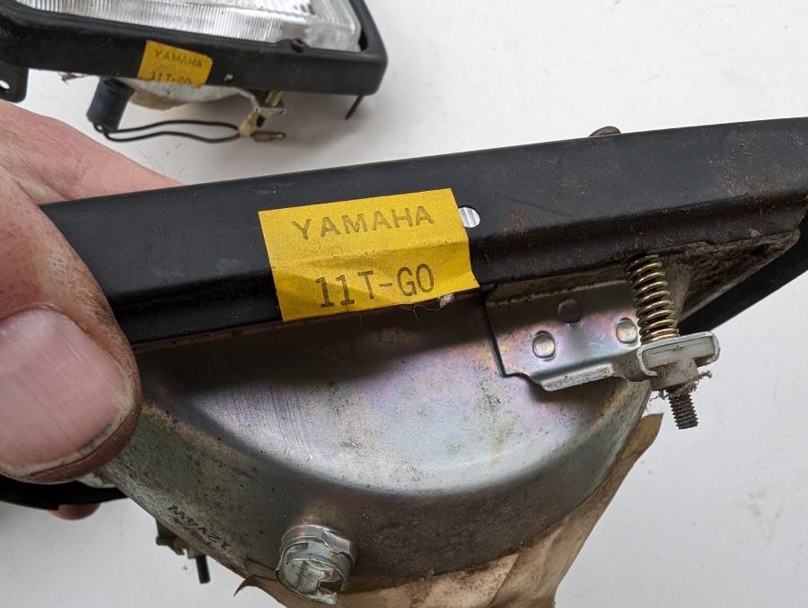 11T-84303-G0 XJ650T turbo Scheinwerfer headlight