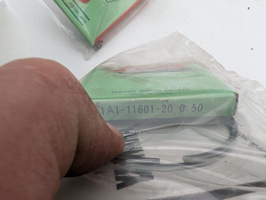 1A1-11601-00 -10 -20 RD400 1979 Kolbenringe piston-rings