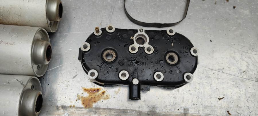 1GE 47X Zylinderkopf cylinder-head RZV500 RD500 xyz