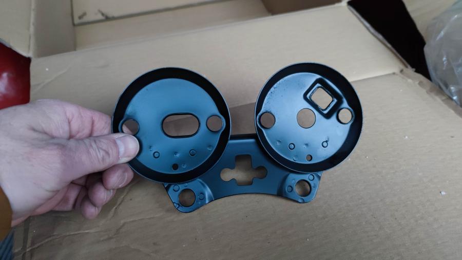 1M1-83519-01-98 Instrumeten-Traeger DT250 DT400