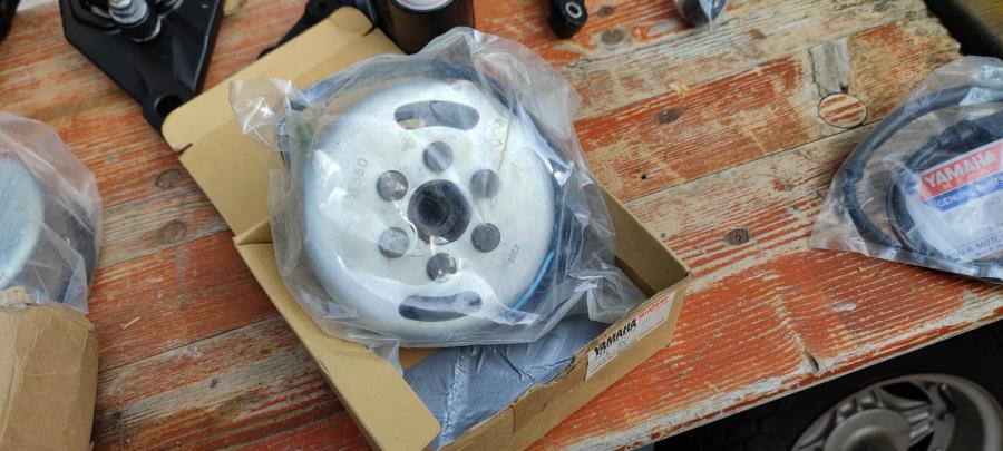 1M2-85500-22-00 DT400 Lichtmaschine Rotor Stator generator FLYWHEEL MAGNETO ASSY