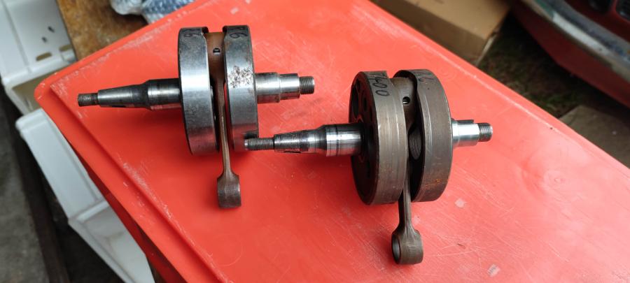 1R6 DT400 Kurbelwelle Pleuel crank-shaft