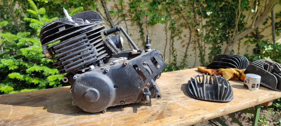 1R6 DT400MX Motor