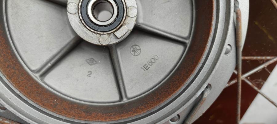 1e6-00 Speichenrad Vorderrad spokes-front-wheel TAKASAGO 1.85x21