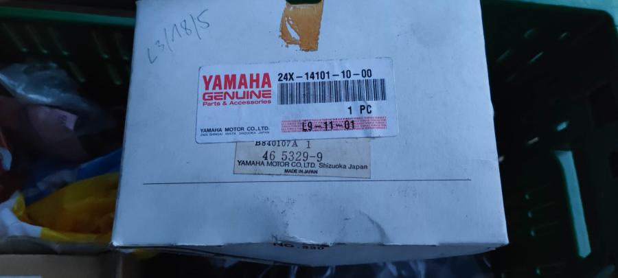 24x-14101 YZ125 Vergaser carburetor Mikuni