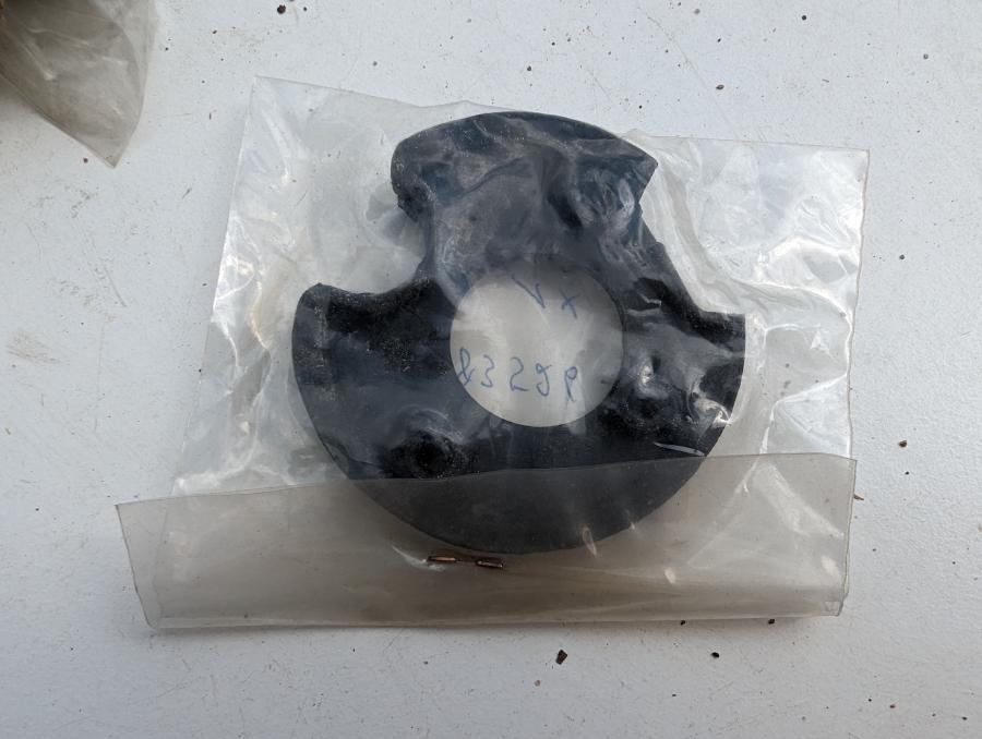 278-83526-00 DS7 R5-B-C RD250 RD350 speedometer-damper Tacho Gummi-Daempfer