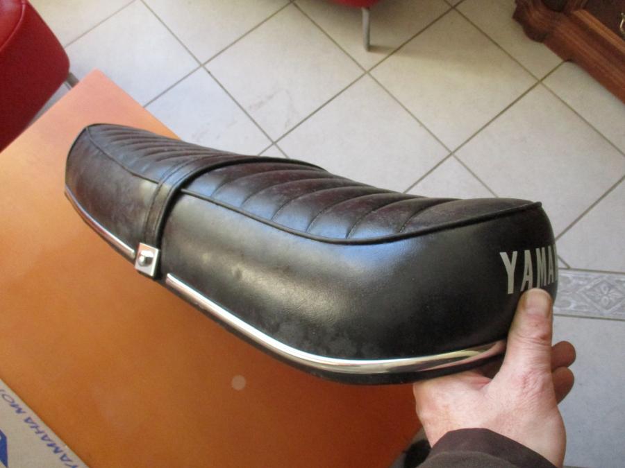 307-24730-01 AS3 Sitzbank seat selle posto