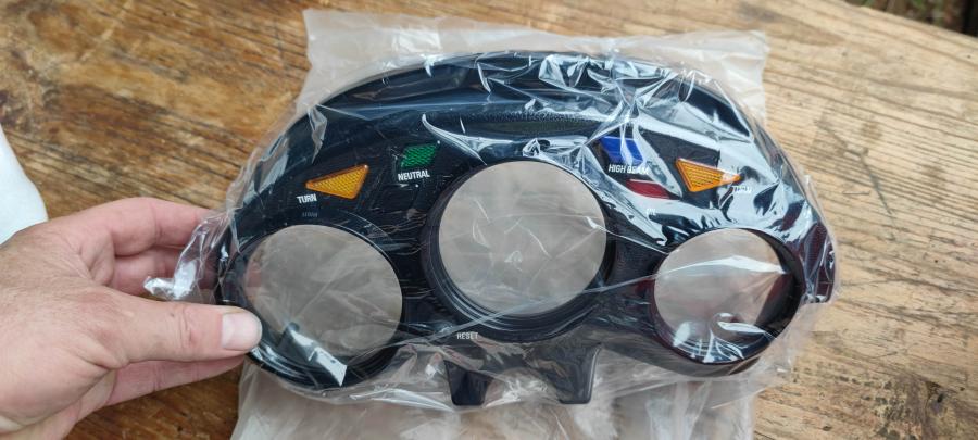 31K-83559-00 RD350 YPVS 31K Cockpit Cover Verkleidung NOS