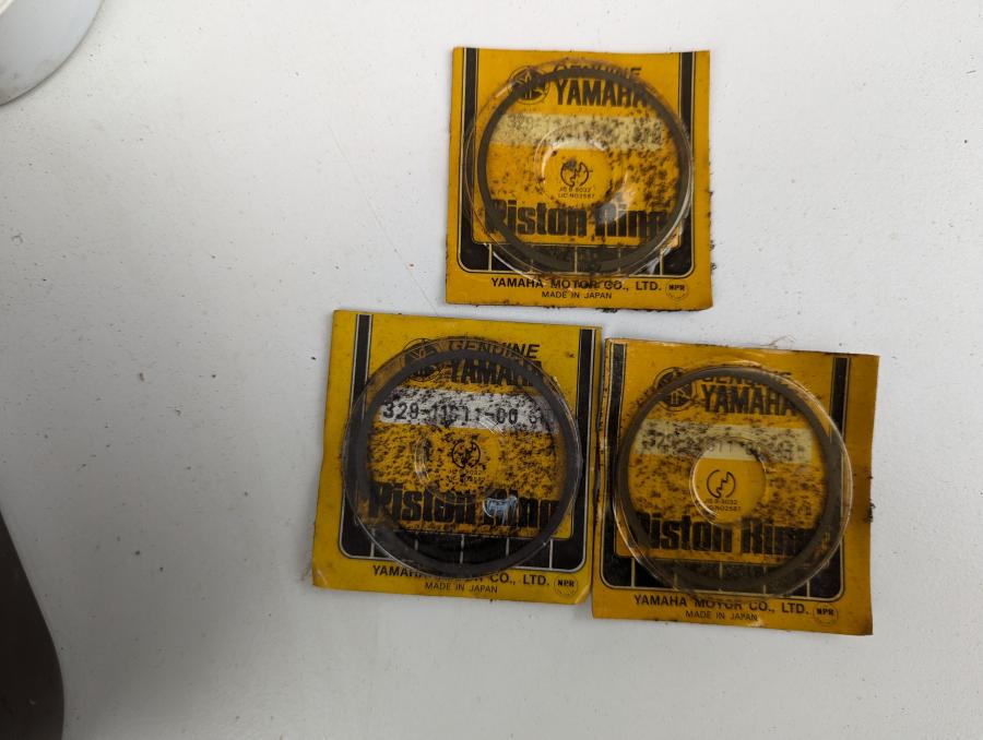329-11611-00 TD3 TZ250 Kolbenringe piston-rings