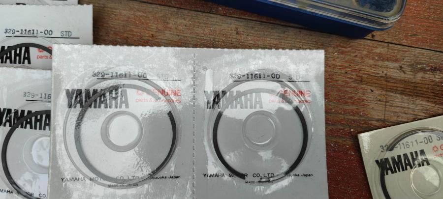 329-11611-00 TZ250 Kolbenringe piston-rings