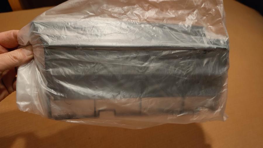 3BN-2172A-00 DT125R 4BL Kuehler-Verkleidung -Blende radiator-cover panel 3RM 3MB 4DK