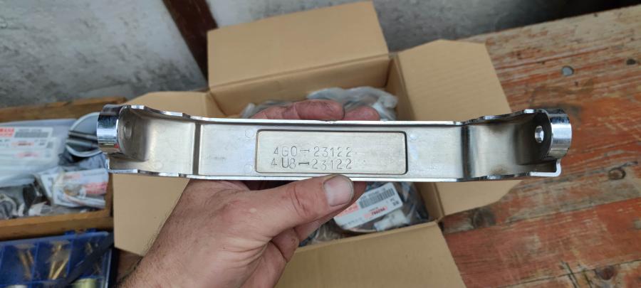 4g0-23122 4u8-23122 XJ550 4V8 XV500 Blende Verkleidung cover
